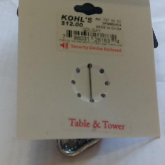 Christmas Brooch Cat in Stocking - Picture 3 of 6